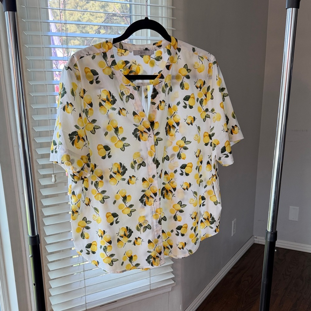 Dalia White and Yellow Lemon Print Blouse